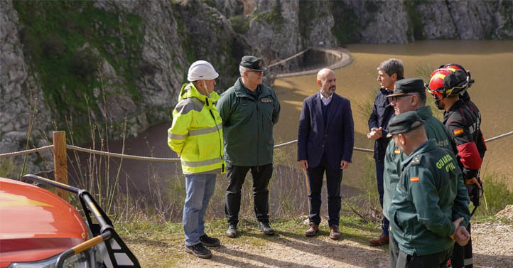 El delegado del Gobierno defiende que todas las administraciones «reconduzcan sus esfuerzos económicos para apoyar a personas y empresas» afectadas por el temporal