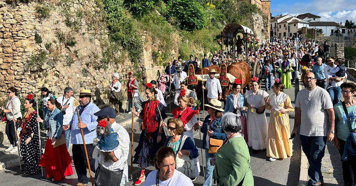 La Virgen de la Cabeza regresó a su ermita en su tradicional romería
