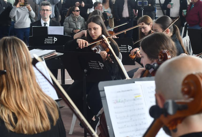 La joven orquesta provincial ofrecerá un concierto en Benalauría